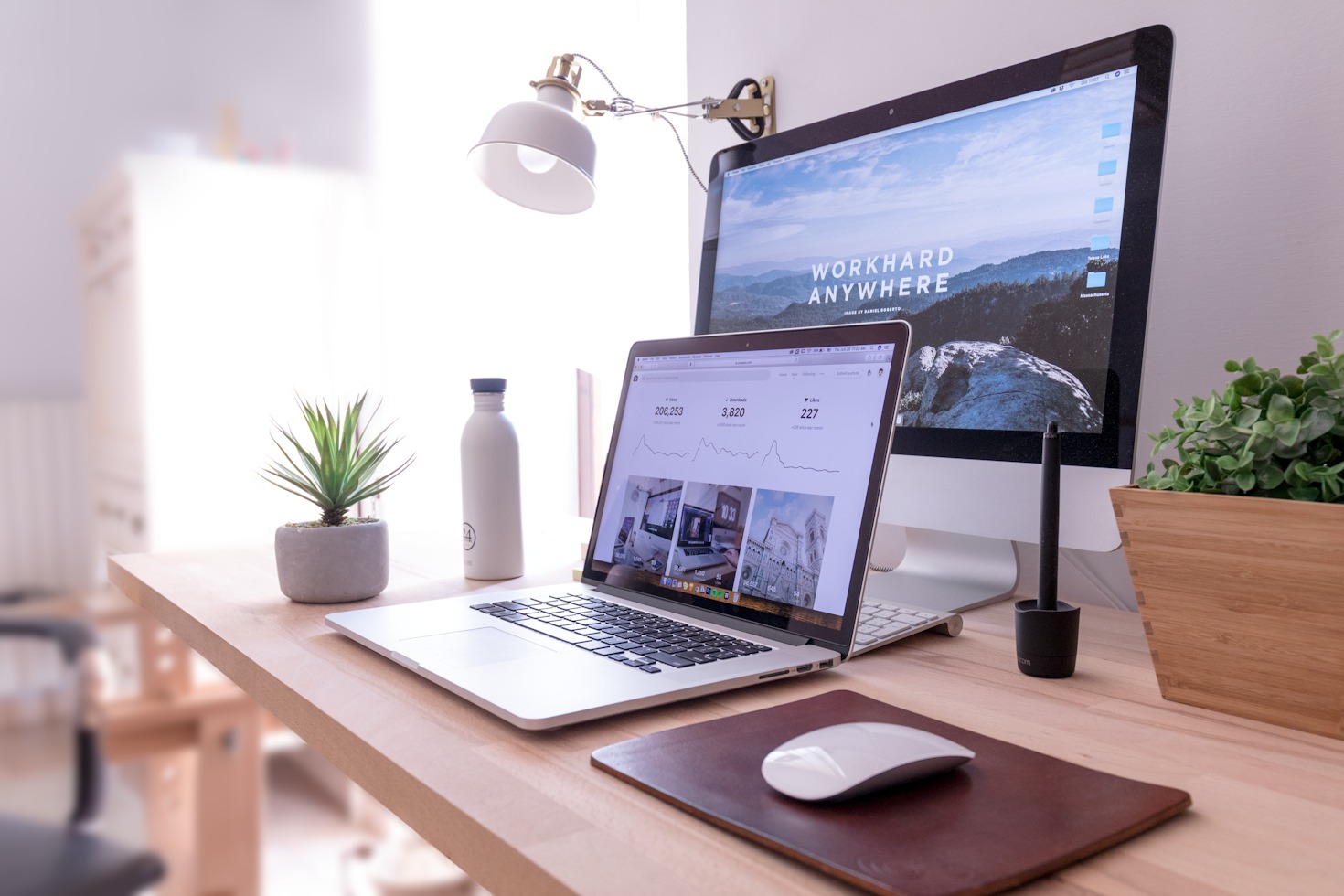 Por Que Contratar um Serviço de Construção de Sites?